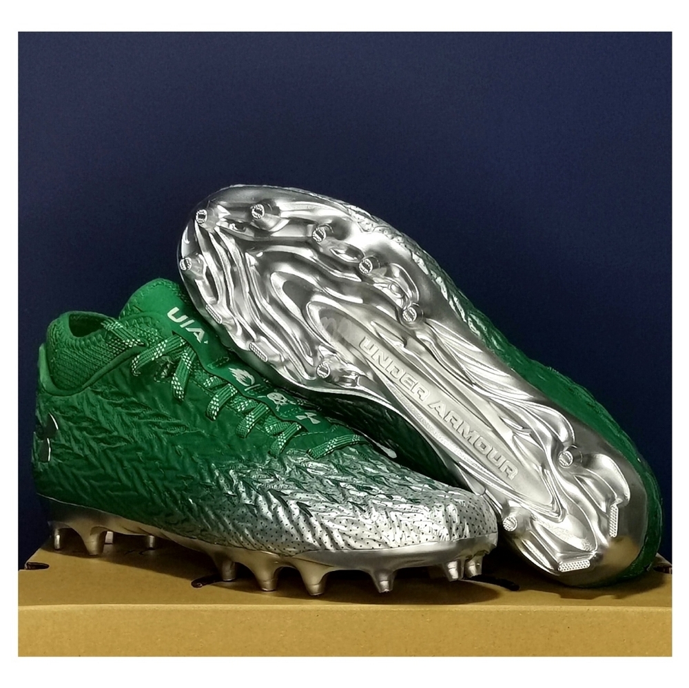 NEW⚽ Under Armour Men's UA size 8.5 - Football Cleats